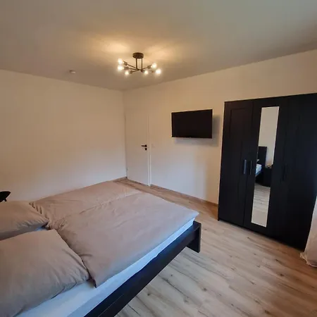 Am - Erdgeschoss - Ruhige Lage - Eigener Garten Daire *