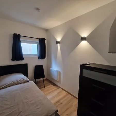 Daire Am - Erdgeschoss - Ruhige Lage - Eigener Garten Borken (Hessen)