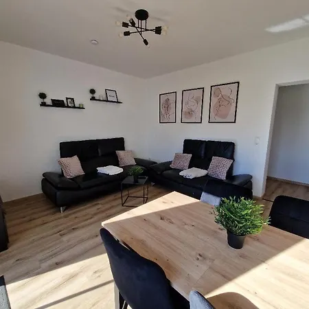 Am - Erdgeschoss - Ruhige Lage - Eigener Garten Daire